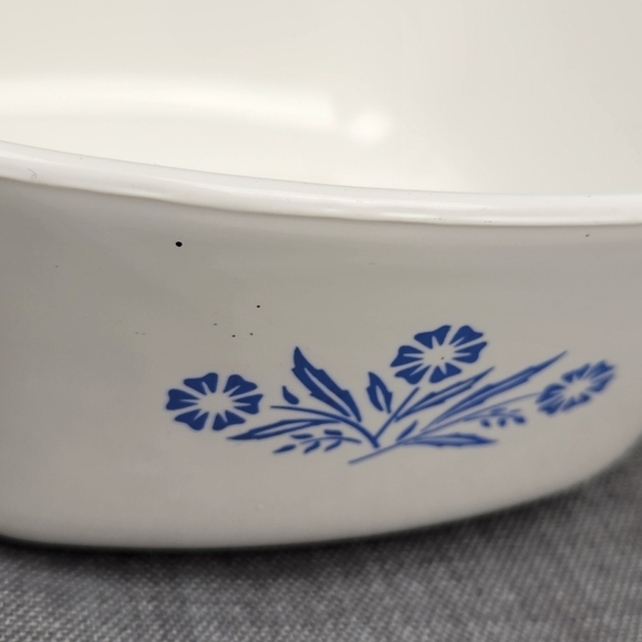 Corning Ware 1 3/4 Quart Made In USA Baking Dish & Lid. Vintage - Picture 5 of 8